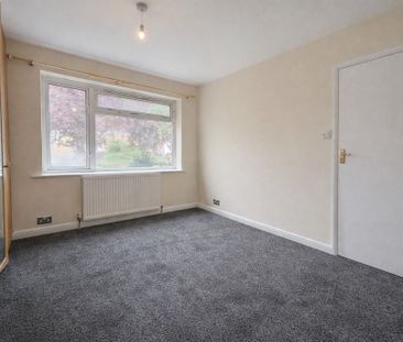 5 Bed Student House, Deeds Grove, High Wycombe, HP12 3NT - Photo 4