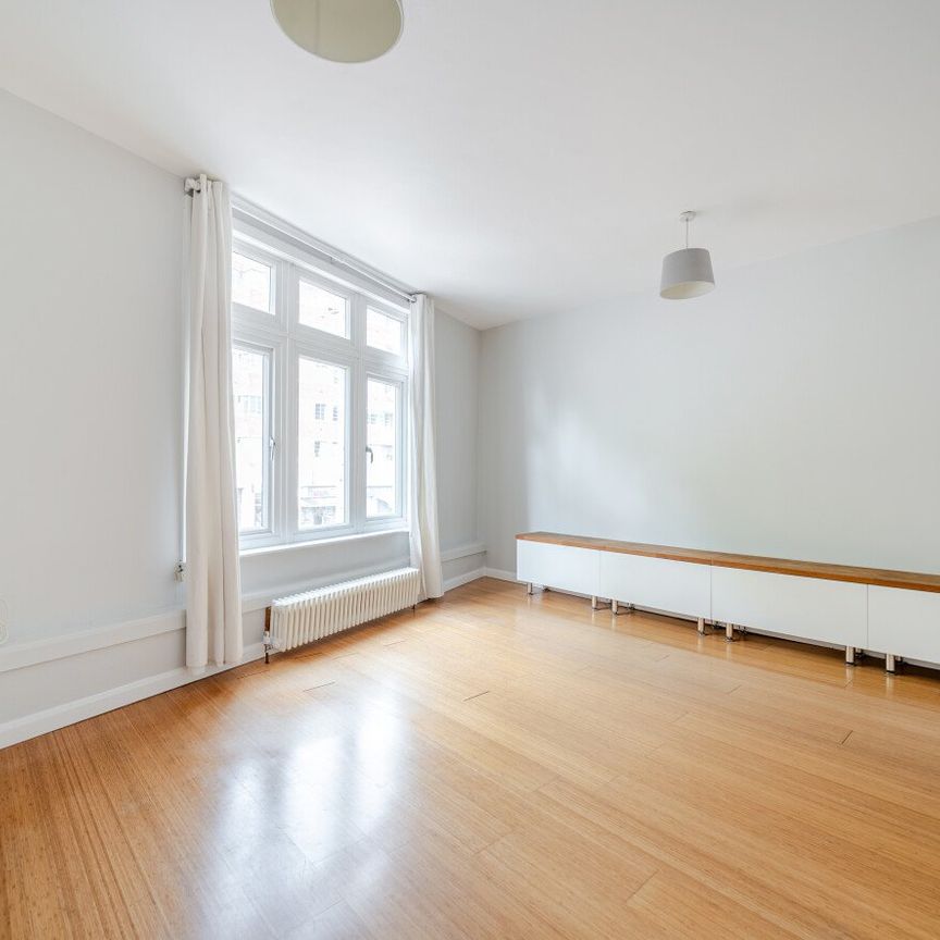 Balham Hill, Balham, London, SW12 - Photo 1