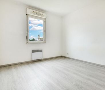 Location Appartement 2 pièces 37m² - Photo 3