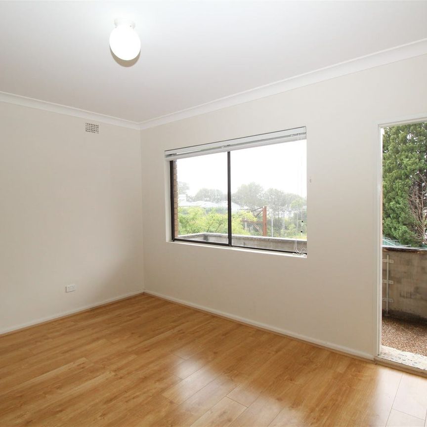 SPACIOUS TWO BEDROOM UNIT - Photo 1