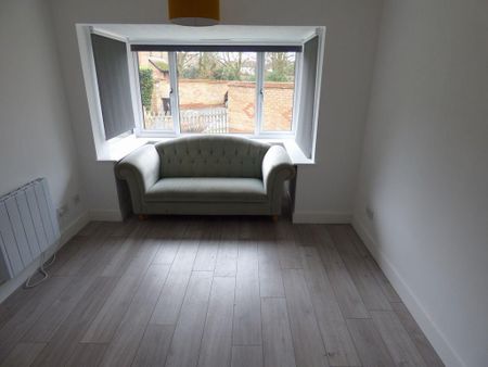 1 bedroom end of terrace house to rent - Photo 4