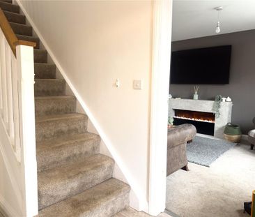 3 bedroom semi-detached house to rent - Photo 1