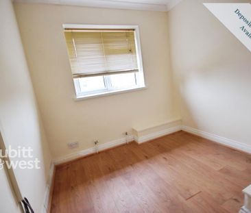 3 bedroom terraced house to rent - Photo 5
