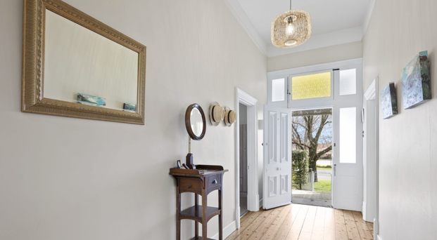 708 Lydiard St N, Soldiers Hill VIC 3350 - House For Rent | Domain - Photo 1