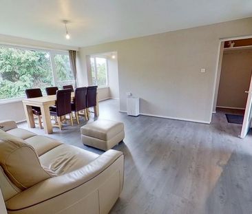 2 bedroom flat to rent - Photo 2