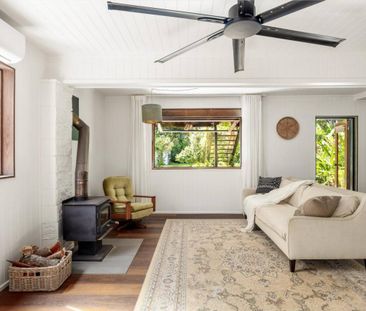 Charming Character Home With Flexible Living - Photo 1