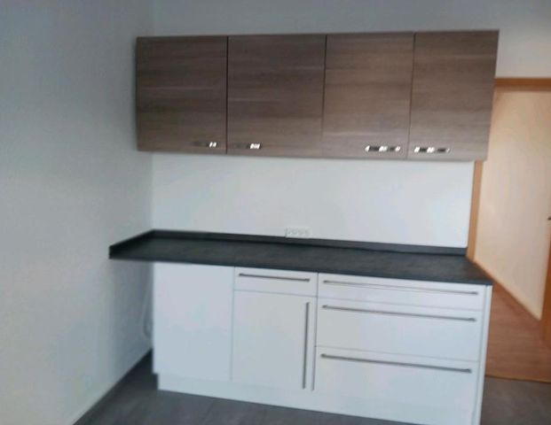 OFFENBURG Zentral 2- ZI. WHG 720€ KM - Foto 1