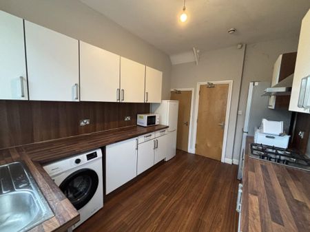 28 St Michaels Terrace, Leeds, LS6 3BQ - Photo 4