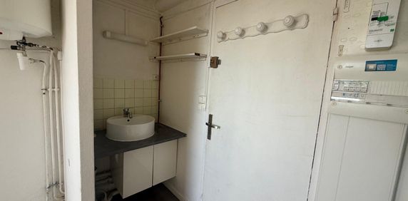 Location Appartement 1 pièce 12m² GAGNY 93220 - Photo 2