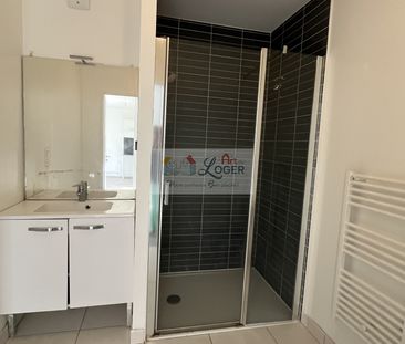 Location Appartement 2 pièces 40m² NANTES 44300 - Photo 2