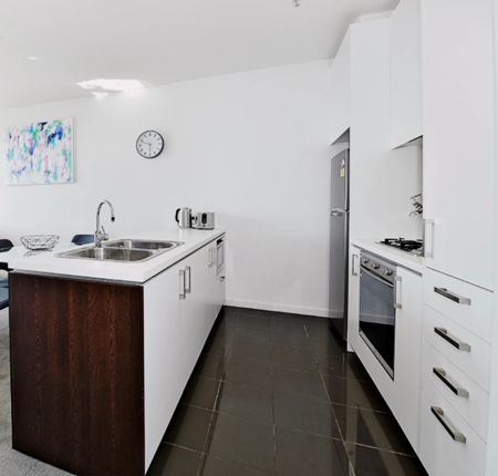 Nice 2-bedroom apartment near RMIT University - Photo 4
