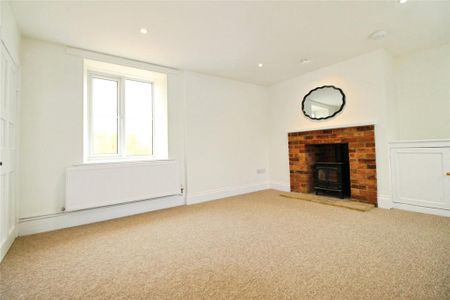 3 bedroom detached house to rent - Photo 3