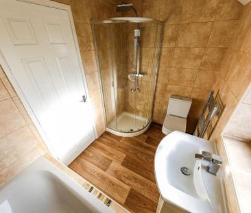 3 bedroom semi-detached house to rent - Photo 5