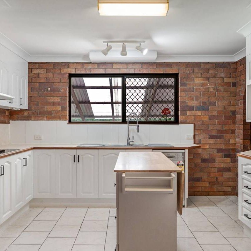 Beautiful Two-Storey Brick Home - Photo 1