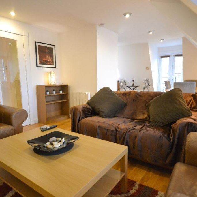 2 bedroom flat to rent - Photo 1