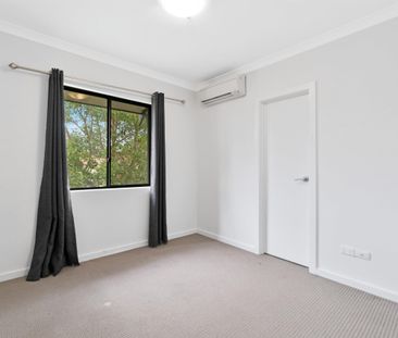 15b Leeder Street - Photo 3