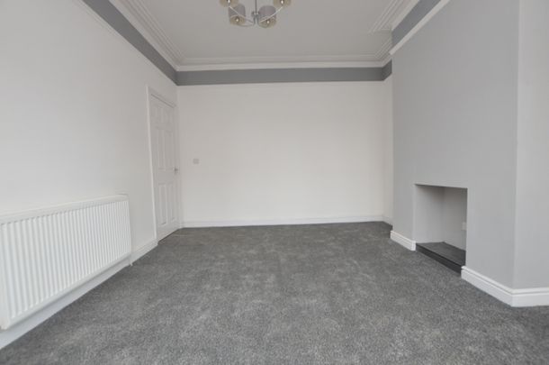 3 Bedroom Terraced House - Photo 1