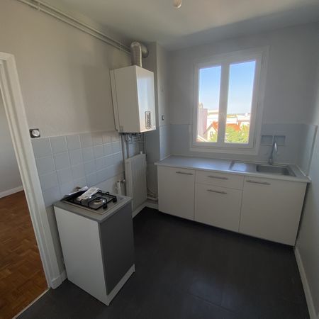 Location Appartement 2 pièces 30m² CLERMONT FERRAND 63000 - Photo 3