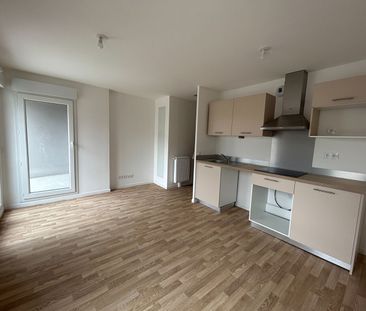 Location Appartement 2 pièces 43m² - Photo 3
