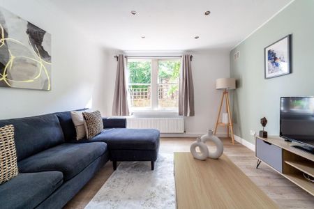 2 bedroom ground floor flat to rent - Photo 5