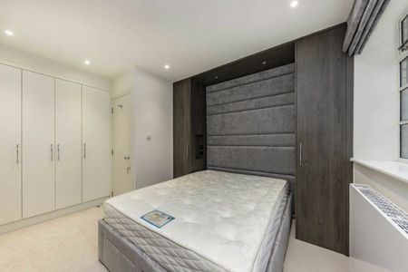 Vicarage Gate, Kensington, W8 - Photo 2