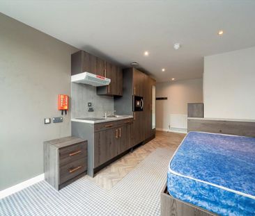 Studio to rent - Photo 1