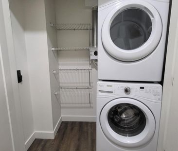 Central Park Village – North Village Suites 3BD/2BA - Photo 6