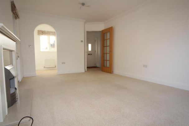 3 bedroom detached house to rent - Photo 1