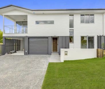 “Luxury Featured build - Must View!” - Photo 5