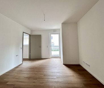 Erstbezug in Dresden-Cotta: Exklusive Neubauwohnung mit Terrasse & ... - Photo 1