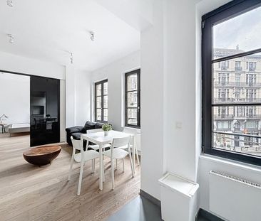 Sablon: Beautiful renovated 1-bedroom apartment - Photo 2