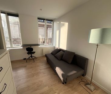 Location Appartement 1 pièce 12m² LILLE 59000 - Photo 1