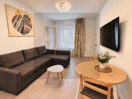 PRENÁJOM: útulná 2i nehnuteľnosť | kompletná rekonštrukcia | Staré Mesto, Bratislava - Photo 2