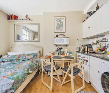 Studio to rent - Photo 1