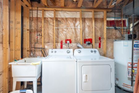 For Lease - 537 Heddle Crescent, Newmarket, Ontario - Photo 4