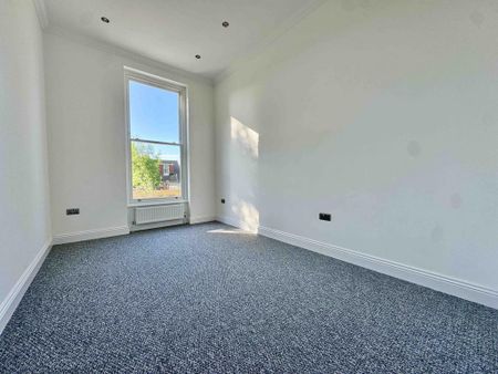 4 bedroom apartment to rent - Photo 5