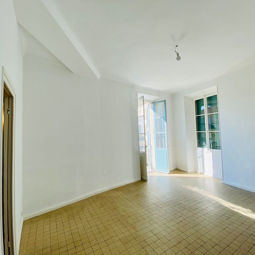 Location Appartement 3 pièces 74m² NICE 06000 - Photo 1