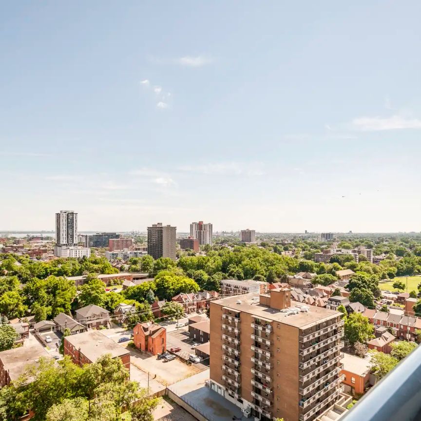 100 Forest Avenue — 1 Bedroom - Photo 1