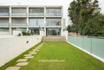 Moradia em Banda T3+1