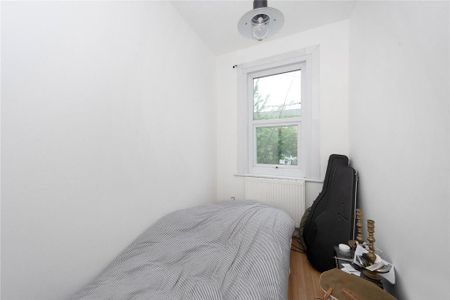 2 bedroom maisonette to rent - Photo 3