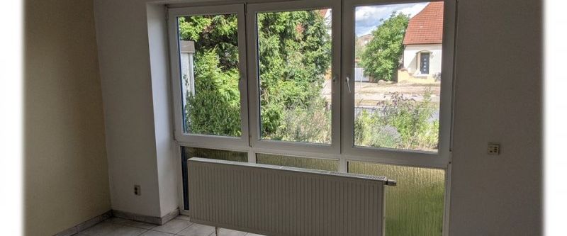 Helle 3- Raumwohnung + PKW- Stellplatz + Gartennutzung möglich - Photo 1