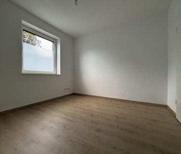 Bremerhaven - Schiffdorferdamm // Moderne 3 Zimmer-Wohnung im EG mi... - Photo 6