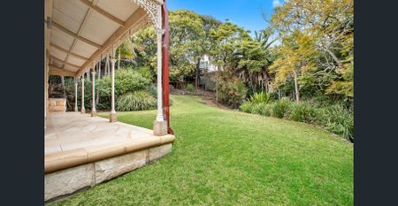 Elegant Family Retreat Just Moments from Sirius Cove & Taronga Zoo - Photo 2