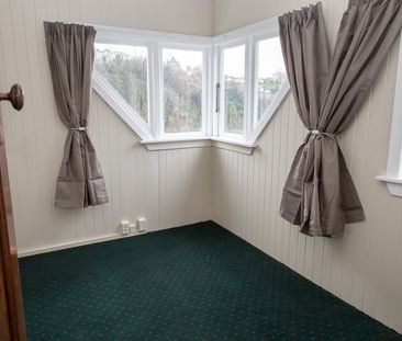 Spacious 4-Bedroom Home in the Heart of Dunedin – City Living at It... - Photo 1