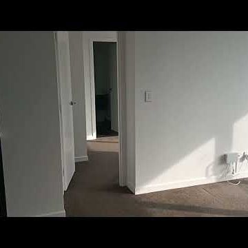 Luxurious Two- Bedroom Apartment w/ Stunning Views - Photo 1
