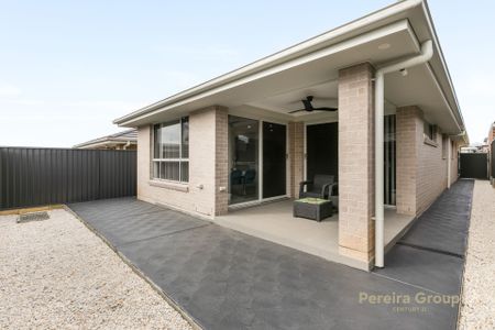 Low Maintenance, near New Home - Photo 2