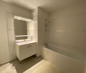 Location Appartement 3 pièces 61m² - Photo 6