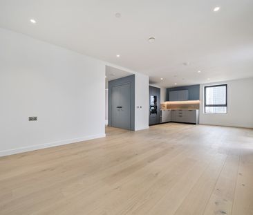 Available from 11/11/2025 - 1 Bed Apartment, Furnished - Photo 2