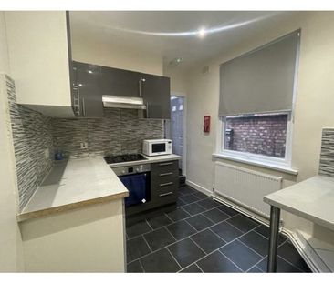 Room in a Shared House, East Park Road, LE5 - Photo 6