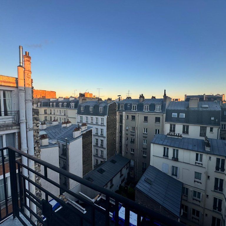 STUDIO A LOUER - PARIS 17EME ARRONDISSEMENT - 28.25 m - 1 165 € - Photo 1